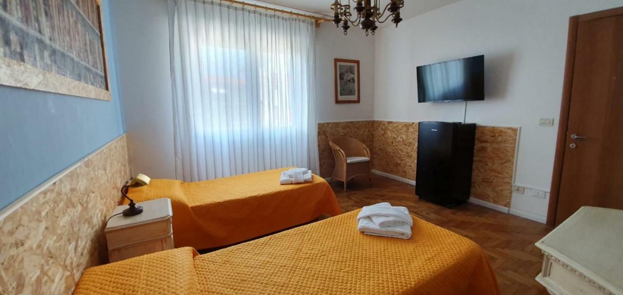 Venice Treviso Airport Bed ภายนอก รูปภาพ